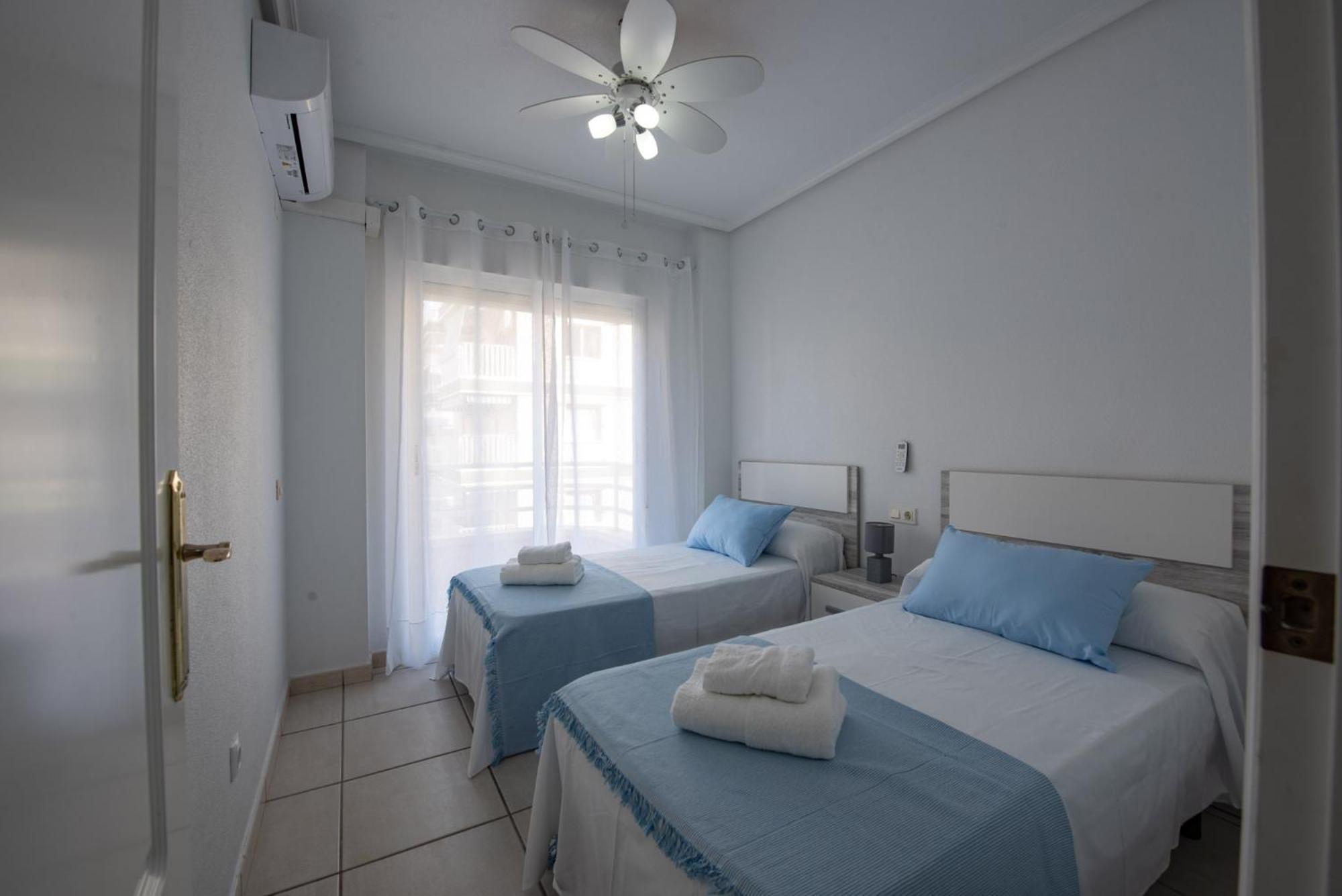 Apartamento Arena Playa Levante Санта Пола Екстериор снимка