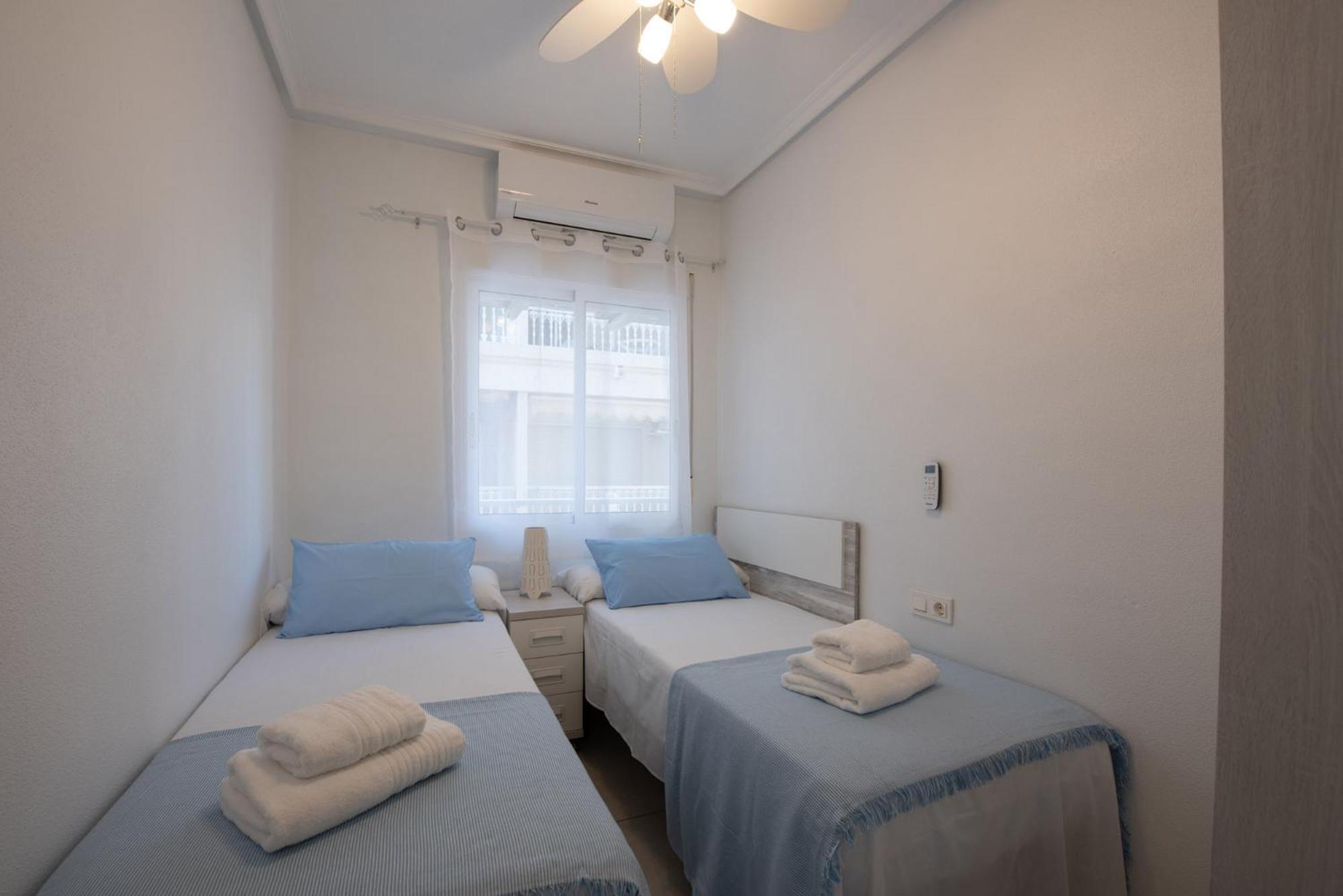 Apartamento Arena Playa Levante Санта Пола Екстериор снимка