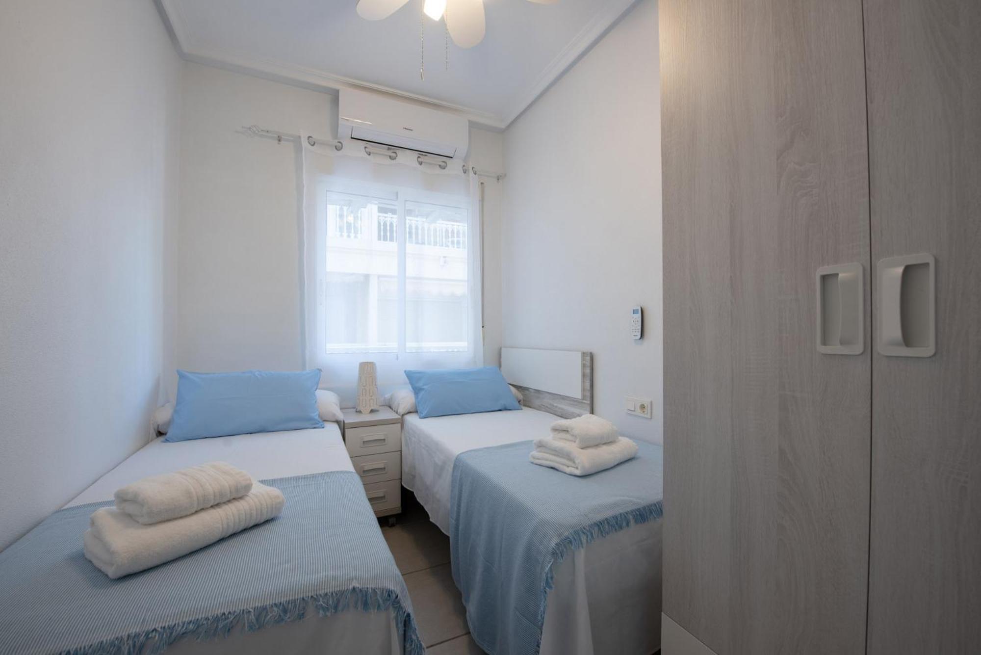 Apartamento Arena Playa Levante Санта Пола Екстериор снимка